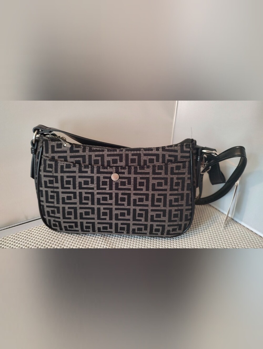 Nicole Fiorelli Women's Crossbody, Black Geo Jaquard NWT Purse Black/Gray